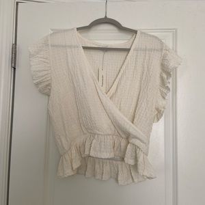 Francesca's crinkle top with ruffled sleeves